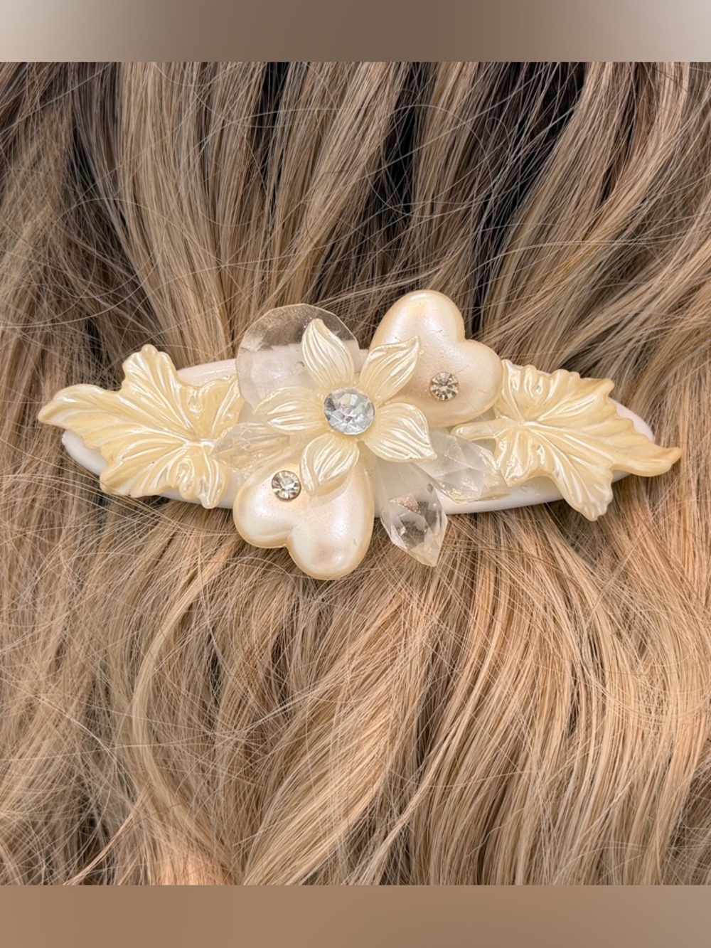 Romantic and Feminine Vintage-Inspired Pearl and Crystal Floral Hair Clip